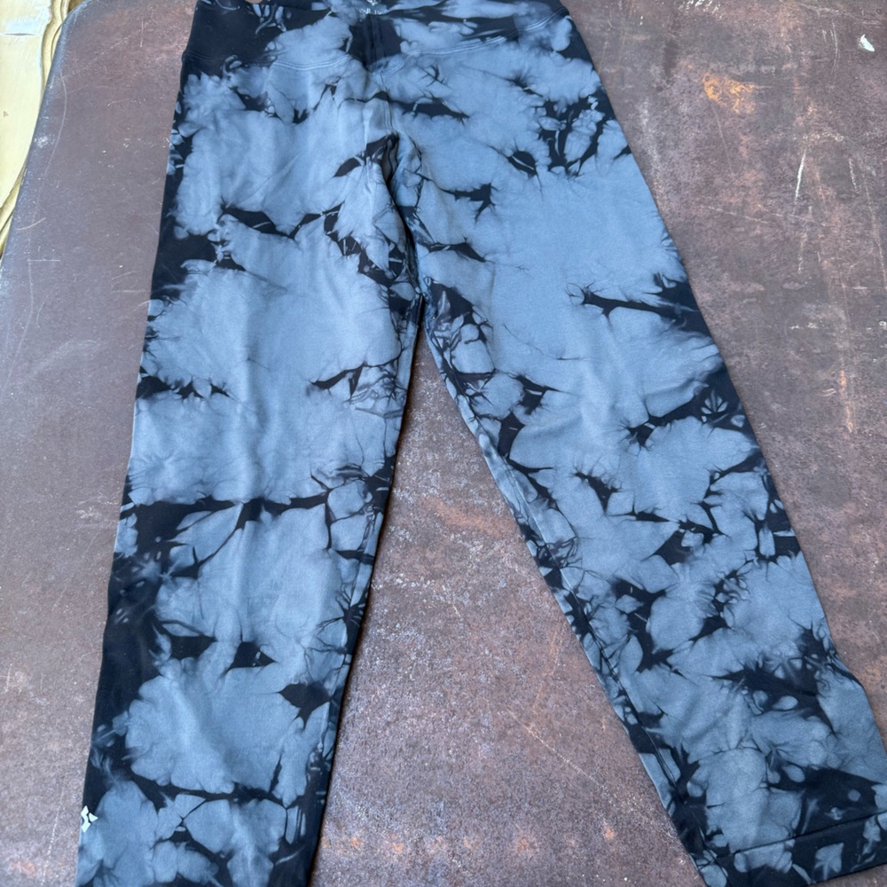 NUX black and grey tie dyed leggings